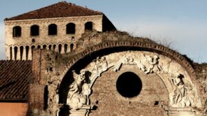 Sentiero della Golena Casalasca – Vista del Torrione e di San Rocco